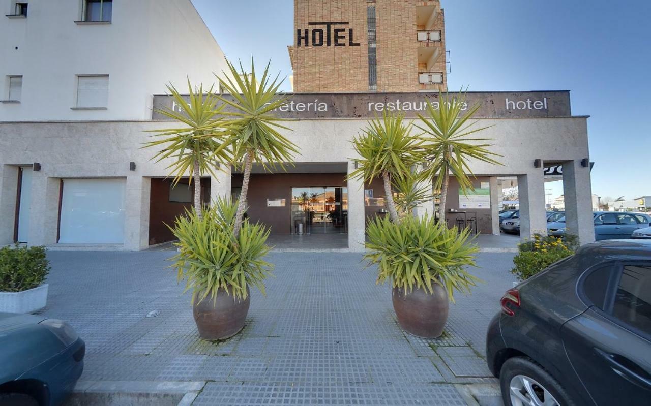 Hotel Moya ナバルモラル・デ・ラ・マタ エクステリア 写真