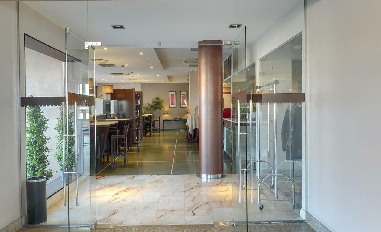 Hotel Moya ナバルモラル・デ・ラ・マタ エクステリア 写真