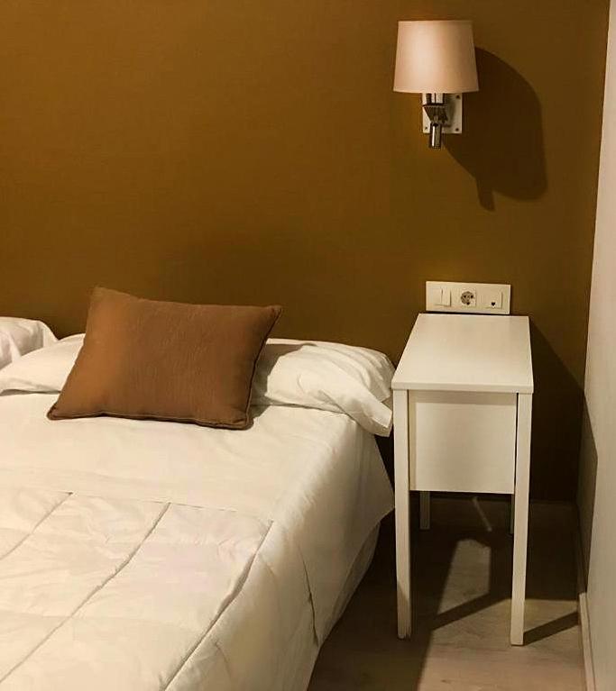 Hotel Moya ナバルモラル・デ・ラ・マタ エクステリア 写真