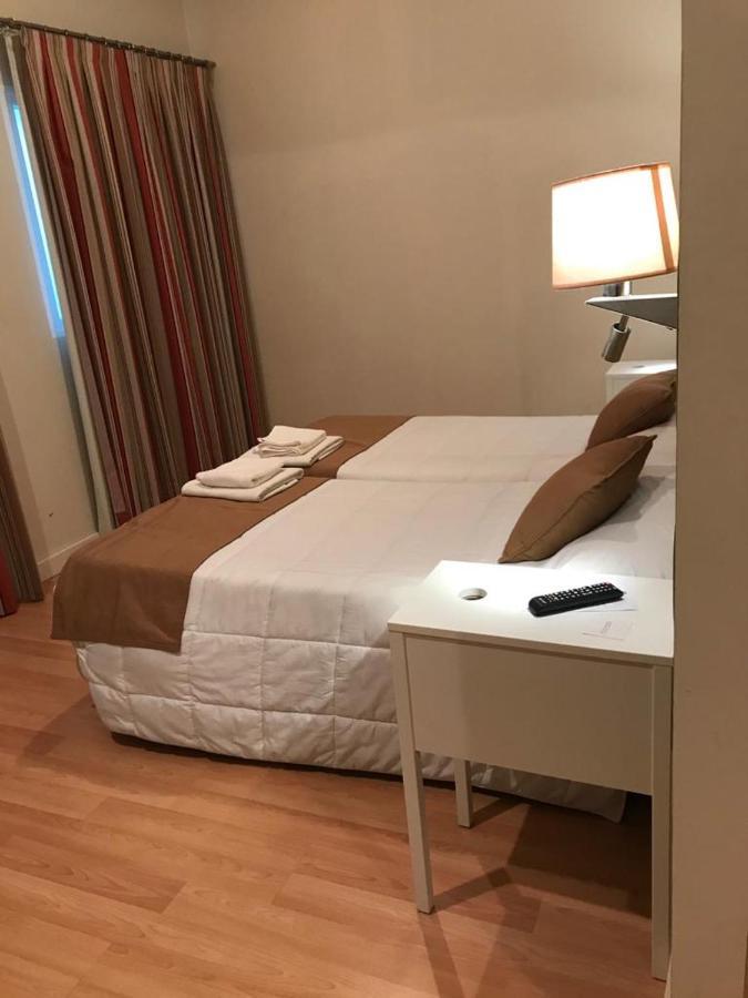 Hotel Moya ナバルモラル・デ・ラ・マタ エクステリア 写真